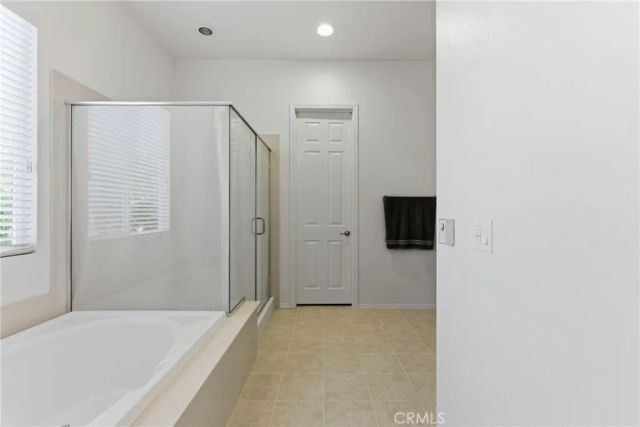 9810 Richland Hills Lane, Bakersfield, CA 93306