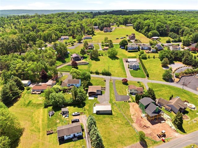 706 Shawnee Drive, South Manheim Twp, PA 17922