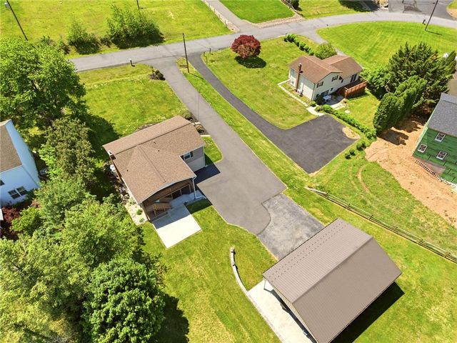 706 Shawnee Drive, South Manheim Twp, PA 17922