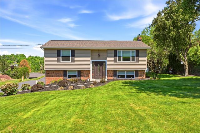 706 Shawnee Drive, South Manheim Twp, PA 17922