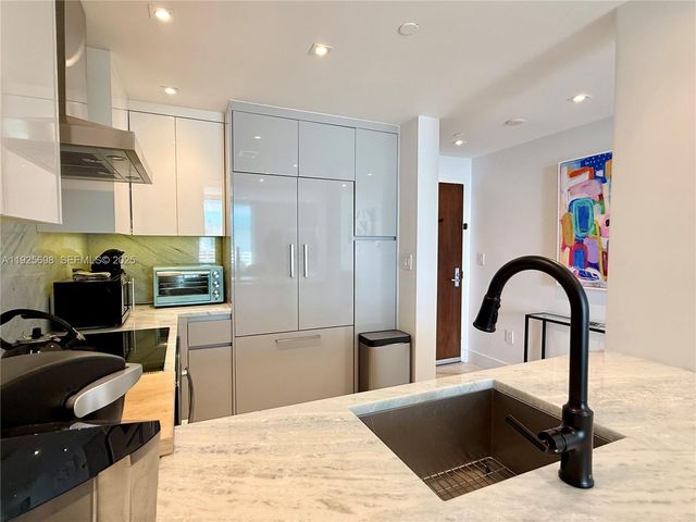 225 Collins Ave 6J, Miami Beach, FL 33139