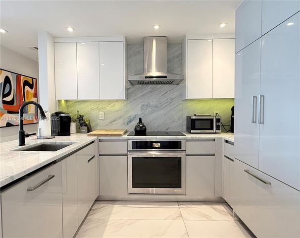 225 Collins Ave 6J, Miami Beach, FL 33139