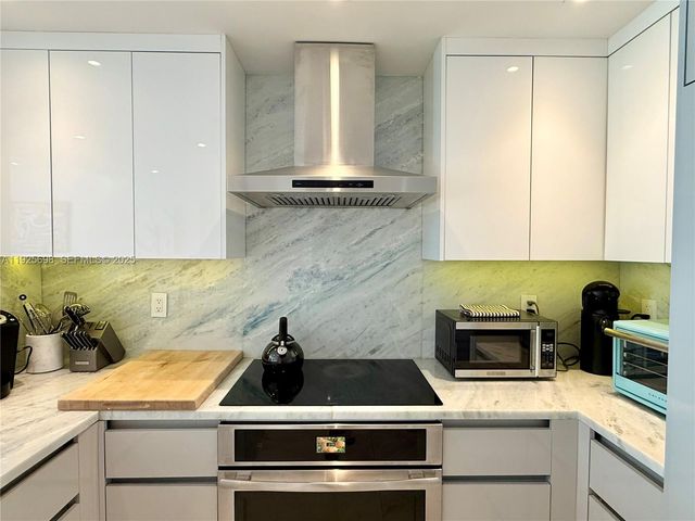 225 Collins Ave 6J, Miami Beach, FL 33139