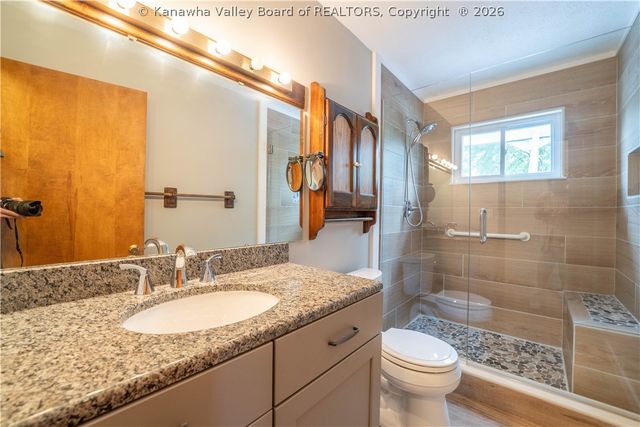 1102 Holly Berry Lane, South Charleston, WV 25309
