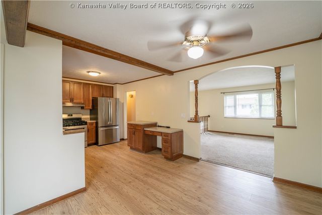 1102 Holly Berry Lane, South Charleston, WV 25309