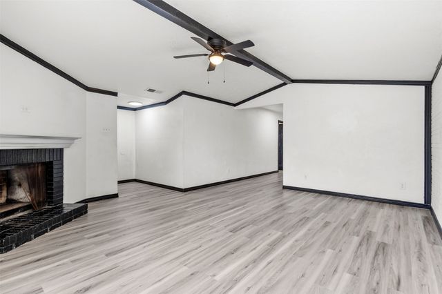 2802 Spring Valley Drive, Bedford, TX 76021
