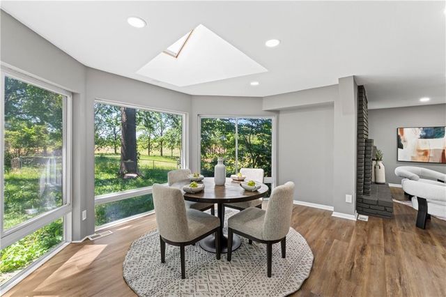 2081 Willow Lane, Excelsior Springs, MO 64024