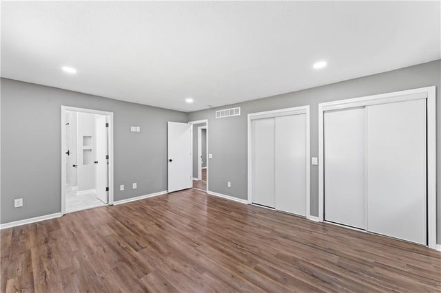 2081 Willow Lane, Excelsior Springs, MO 64024