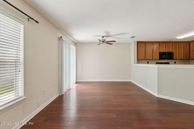 6700 BOWDEN Road, 1401, Jacksonville, FL 32216