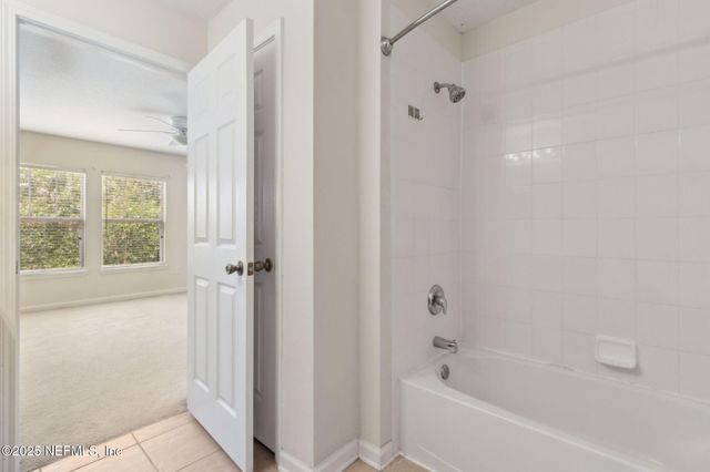6700 BOWDEN Road, 1401, Jacksonville, FL 32216