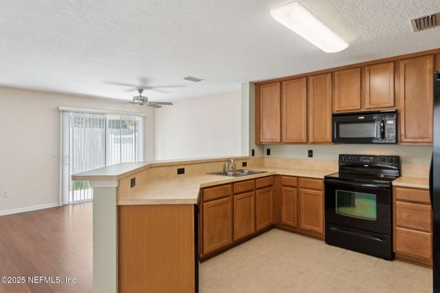 6700 BOWDEN Road, 1401, Jacksonville, FL 32216