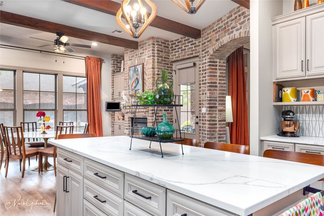 203 Evangeline Walk, Bossier City, LA 71111