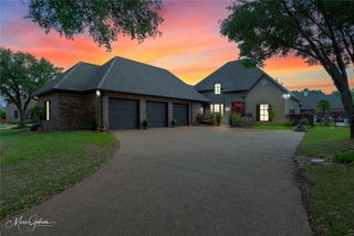 203 Evangeline Walk, Bossier City, LA 71111