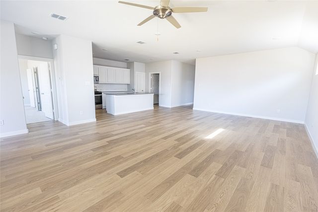 6732 Denim Drive, Fort Worth, TX 76036