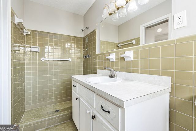 4433 Canary Court, Lithia Springs, GA 30122