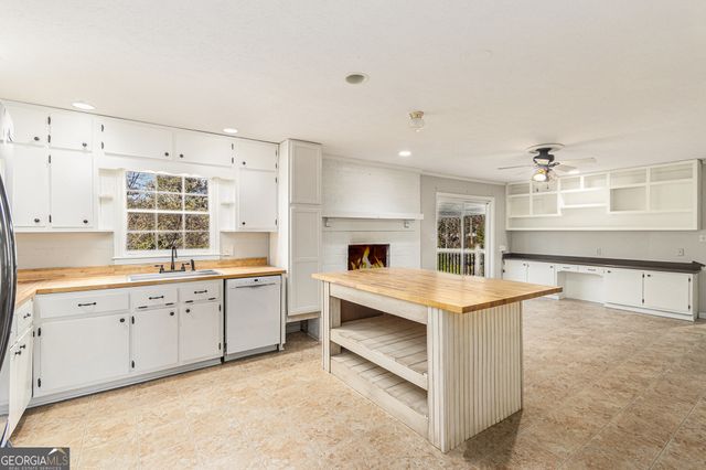 4433 Canary Court, Lithia Springs, GA 30122