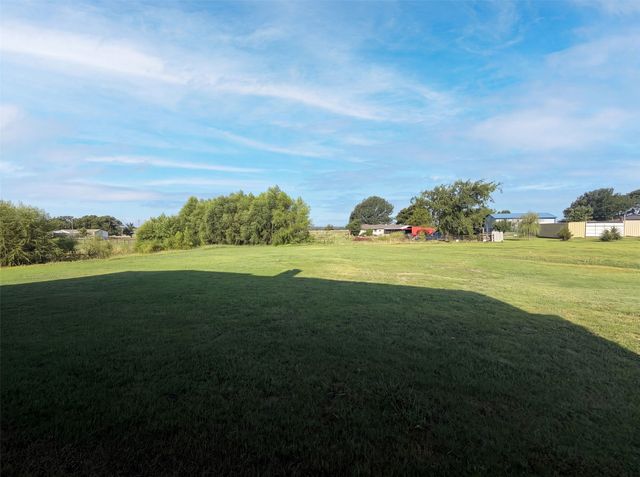 1208 Redbud Street, Howe, TX 75459
