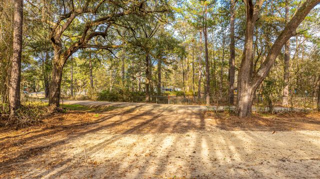 5379 Old Military Road, Adams Run, SC 29426