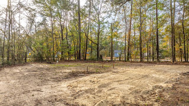 5379 Old Military Road, Adams Run, SC 29426