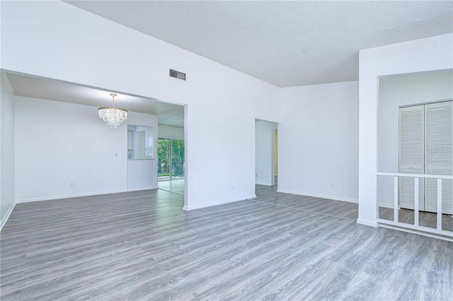7214 NIA LANE, Tampa, FL 33625