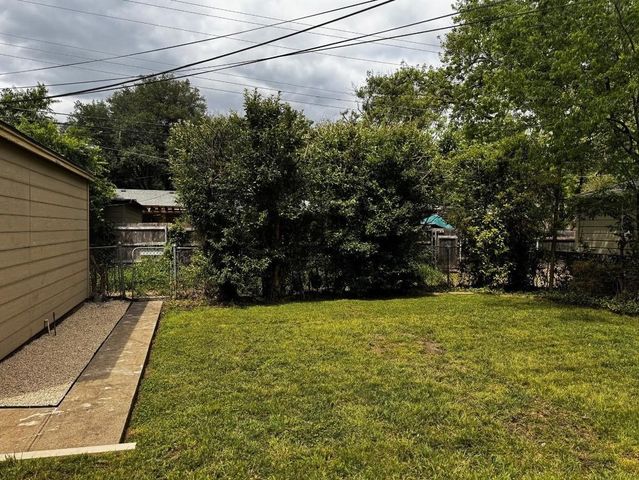 6225 Saint Moritz Avenue, Dallas, TX 75214