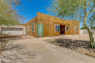 2210 W MORTEN Avenue, Phoenix, AZ 85021