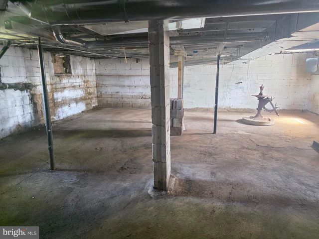 1684 MONROEVILLE RD, Monroeville, NJ 08343