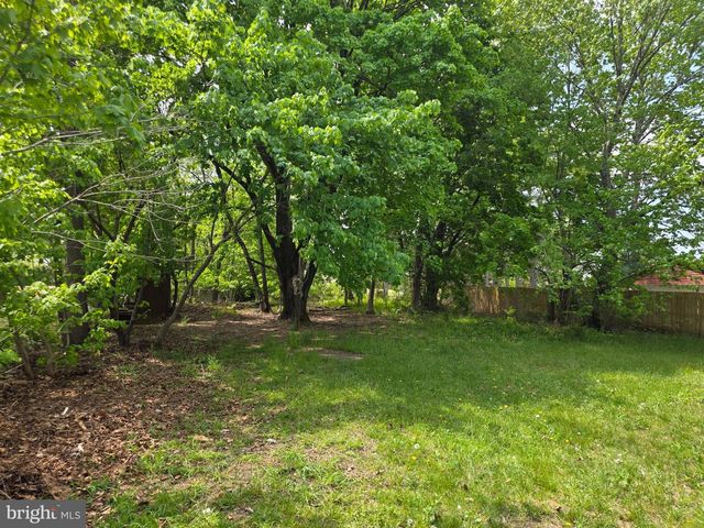 1684 MONROEVILLE RD, Monroeville, NJ 08343