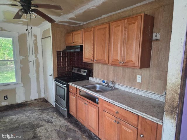 1684 MONROEVILLE RD, Monroeville, NJ 08343