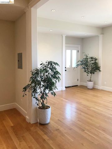 1374 E 32nd, Oakland, CA 94602