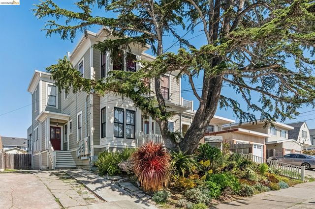 1374 E 32nd, Oakland, CA 94602