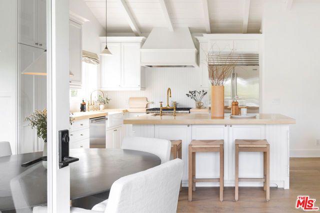 6456 Sycamore Meadows Drive, Malibu, CA 90265