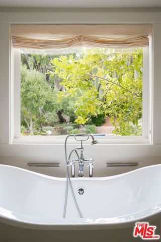 6456 Sycamore Meadows Drive, Malibu, CA 90265
