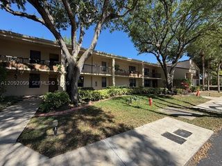 40 NW 76th Ave 103-1, Plantation, FL 33324