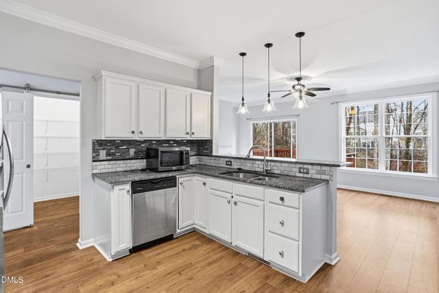 105 Plumbago Place, Holly Springs, NC 27540