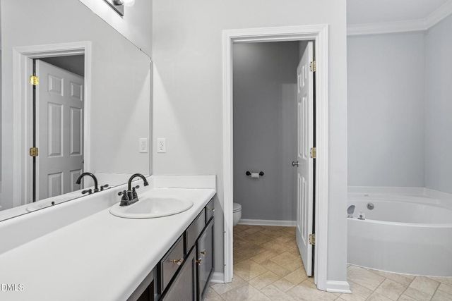 105 Plumbago Place, Holly Springs, NC 27540