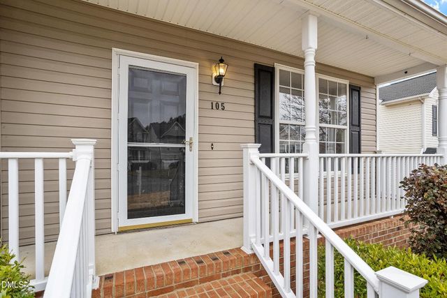 105 Plumbago Place, Holly Springs, NC 27540