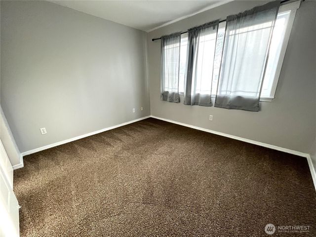 22908 SE 240th Place, Maple Valley, WA 98038