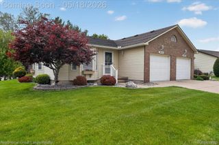 7475 Country Meadow Drive, Swartz Creek, MI 48473