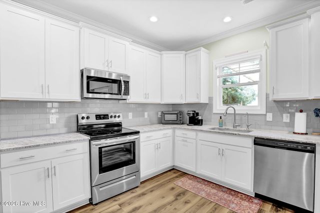 235 Topsail Watch Drive, Hampstead, NC 28443