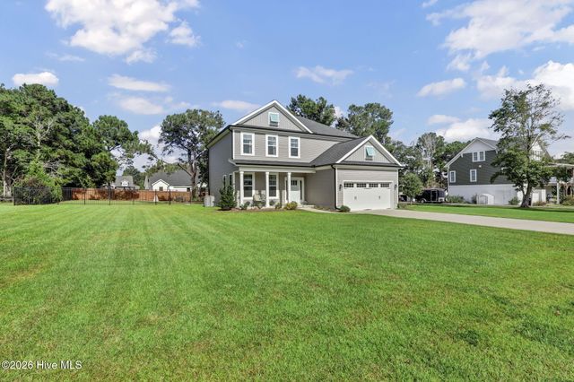 235 Topsail Watch Drive, Hampstead, NC 28443
