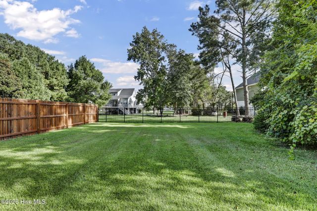 235 Topsail Watch Drive, Hampstead, NC 28443