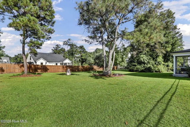 235 Topsail Watch Drive, Hampstead, NC 28443