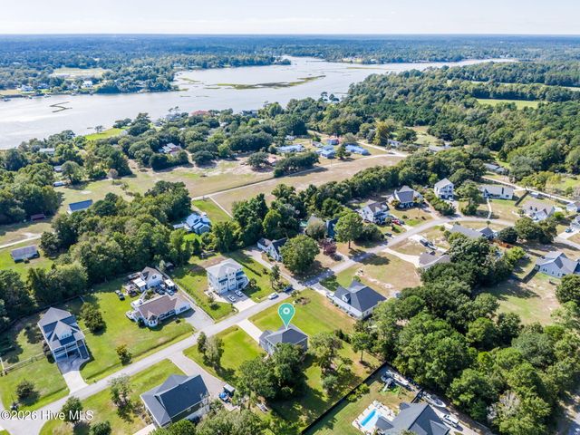 235 Topsail Watch Drive, Hampstead, NC 28443