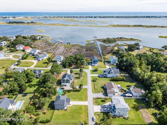 235 Topsail Watch Drive, Hampstead, NC 28443