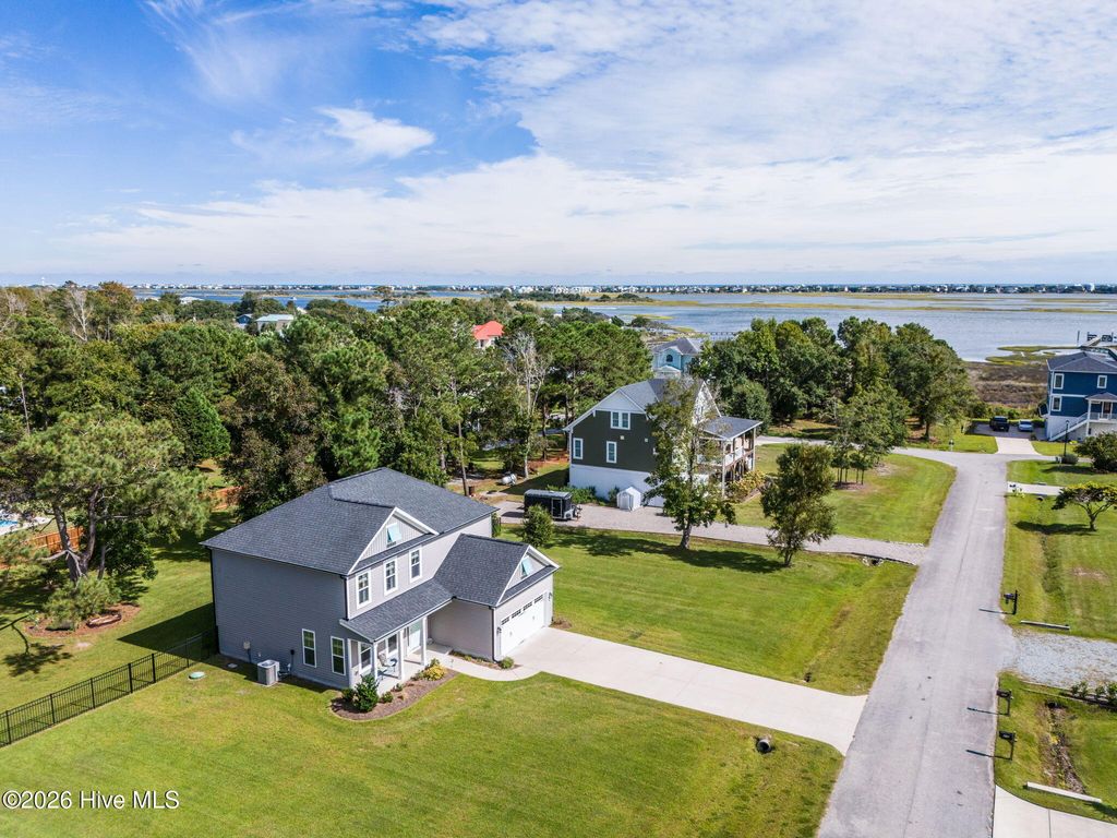 235 Topsail Watch Drive, Hampstead, NC 28443