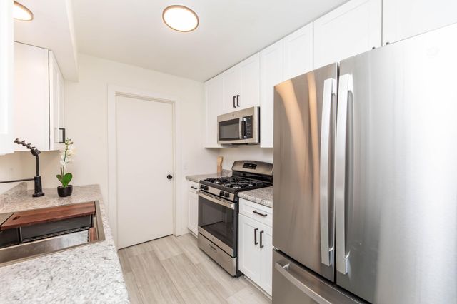 2113 Fairway Drive NE, Columbia Heights, MN 55421