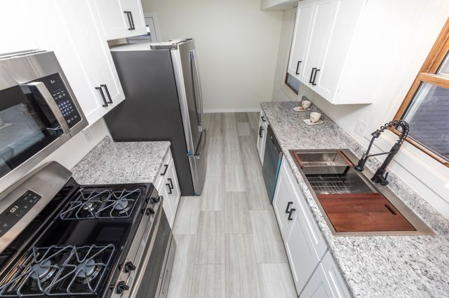 2113 Fairway Drive NE, Columbia Heights, MN 55421