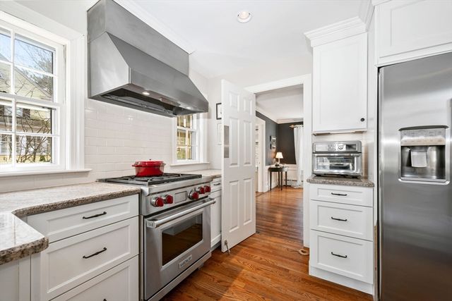 120 Forest St, Wellesley, MA 02481