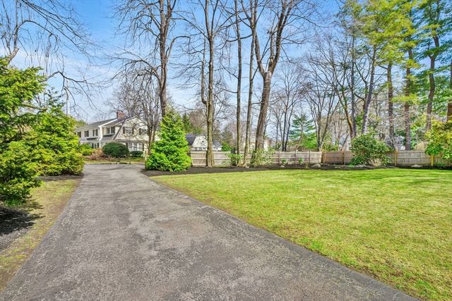 120 Forest St, Wellesley, MA 02481